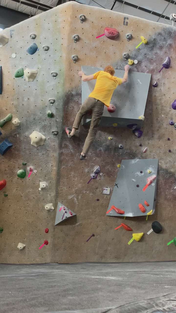 Hadley Rocks USAC #1, v10 - Central Rock Gym Hadley Bouldering - Watch Beta Videos