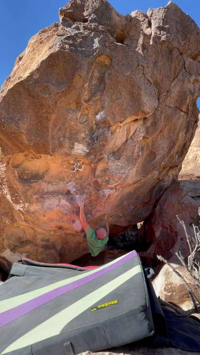 Crash Dummy v7, Hueco Tanks - Beta Video from vaya_con_doggos
