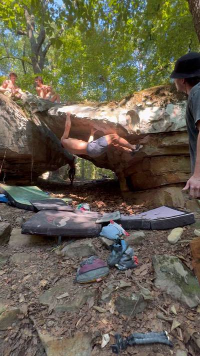 Pittman Arete v5, Hospital Boulders - Beta Video from jordiclimbs