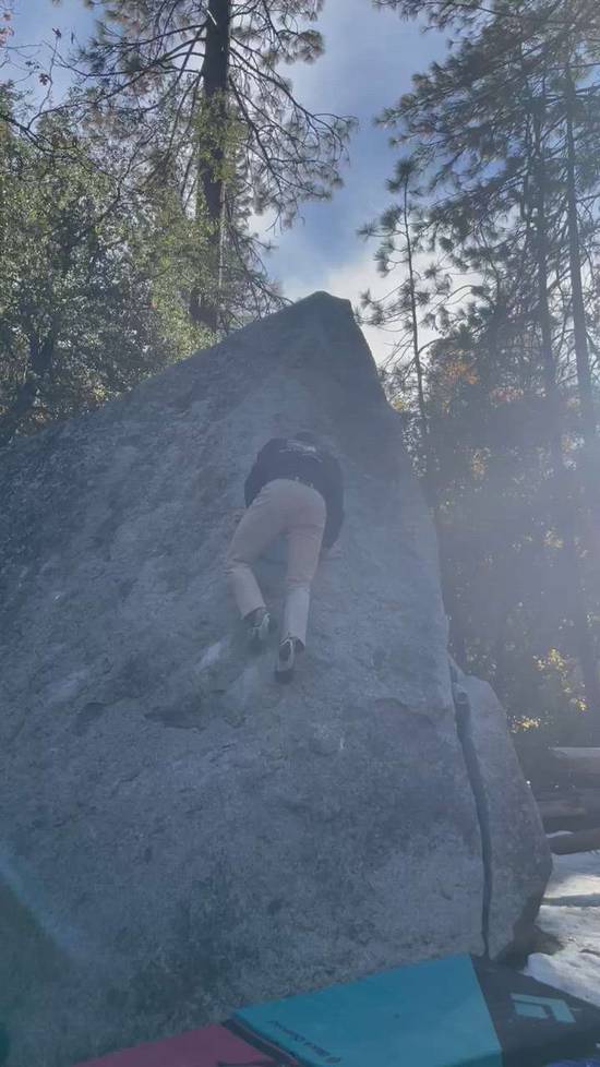 The Glass Pyramid Arete v0, Yosemite Valley - Beta Video from calebthevolume