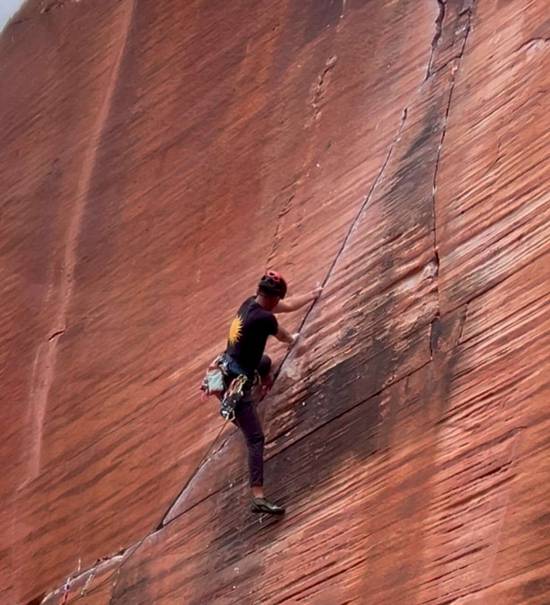 Yin and Yang 5.11a, Red Rock - Beta Video from Mviteri