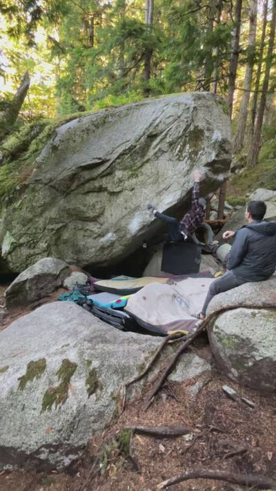 The Stinger Left Low v8, Squamish - Beta Video from Joostin