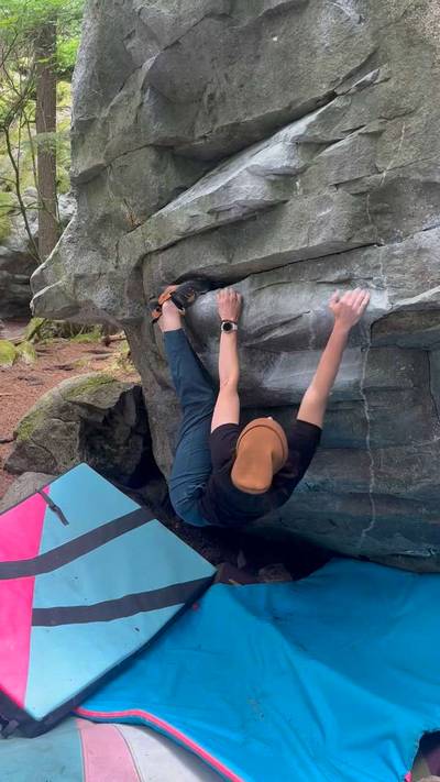 Squamish Days Traverse v2, Squamish - Beta Video from Bren10
