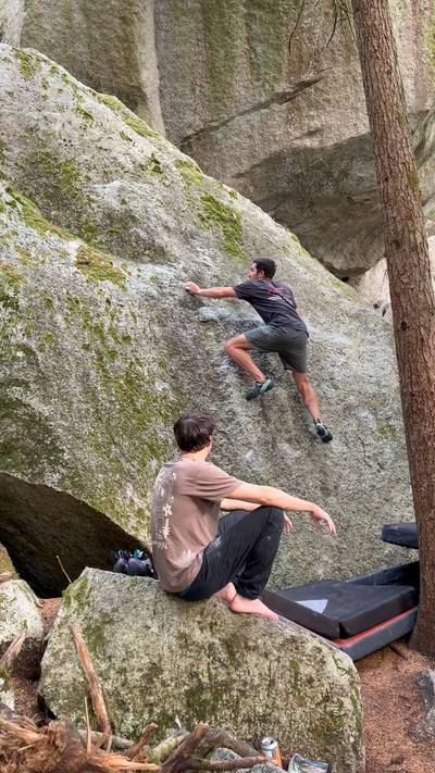 Black Bear Slab v2, Squamish - Beta Video from carlyb