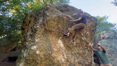 Scary Overhang v5, Berkeley - Beta Video from stevenroach7
