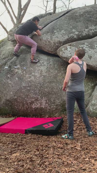 Black Snake Crack Right v0, Boat Rock - Beta Video from wild_flow3rs