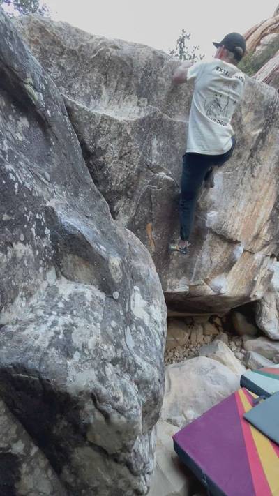 Sad Robot v8, Red Rock - Beta Video from mt_eiger