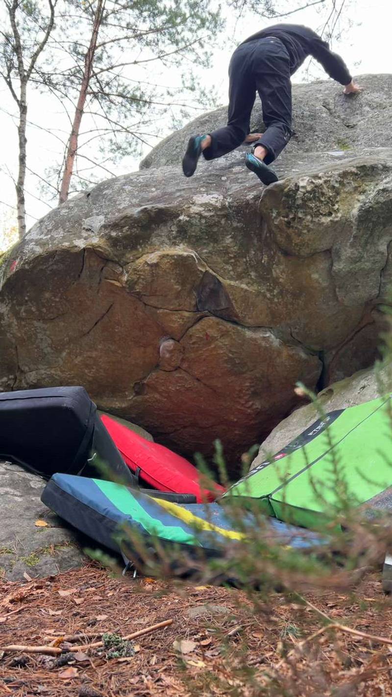 Pan outdoor v3, Fontainebleau - Beta Video from nutelluca