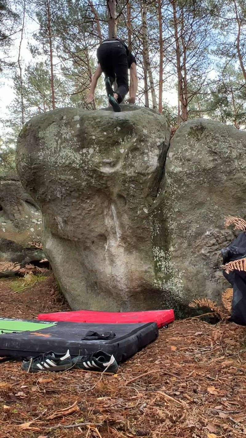 Tyrion (sans convention) v4, Fontainebleau - Beta Video from nutelluca