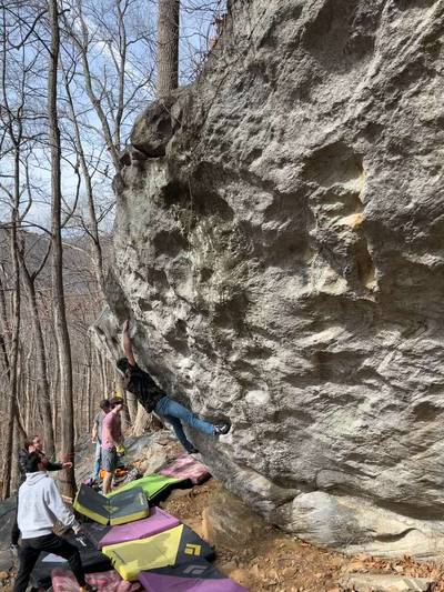 Lost Cause v5, Rumbling Bald - Beta Video from ian.climbs