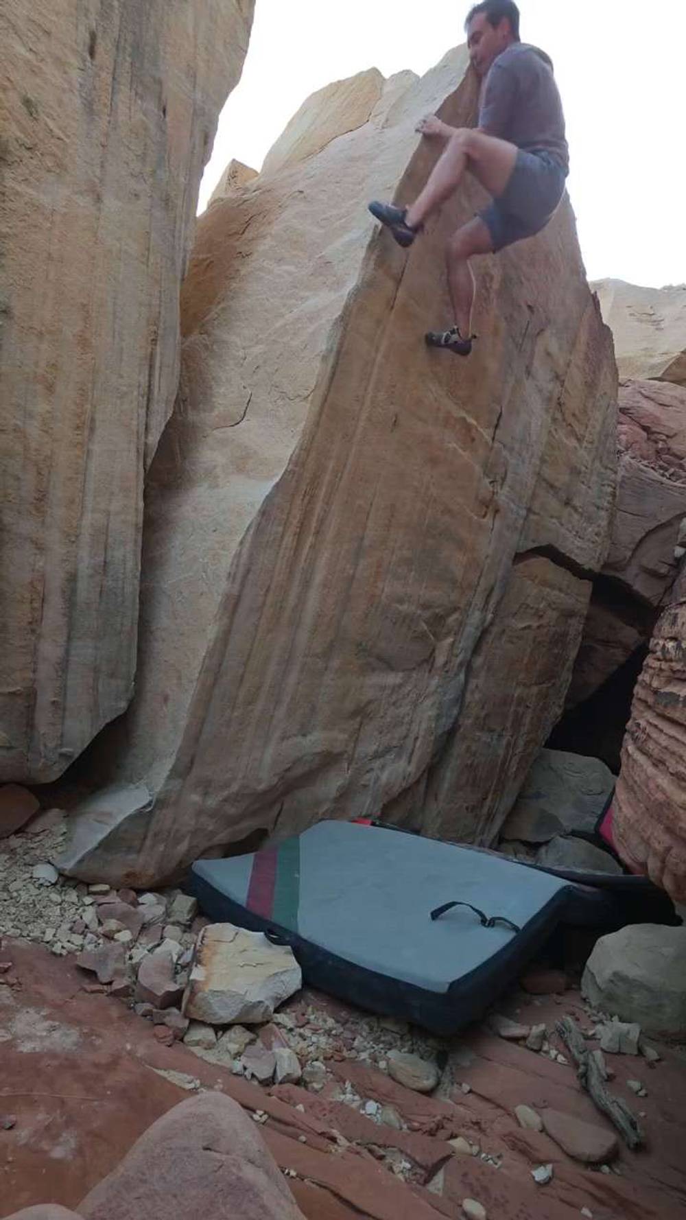 Laidback Luke v2, Red Rock - Beta Video from TinyDynos