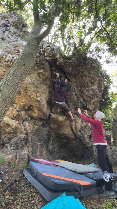 Unnamed Dihedral v4, Berkeley - Beta Video from austinclimbsweird