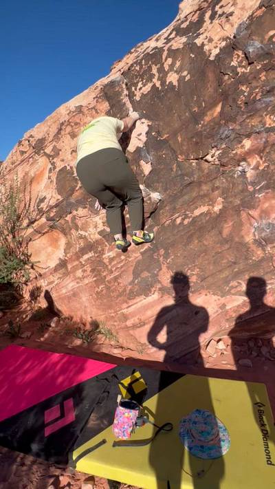 Fin - Left-most Face v0, Red Rock - Beta Video from sends4jos
