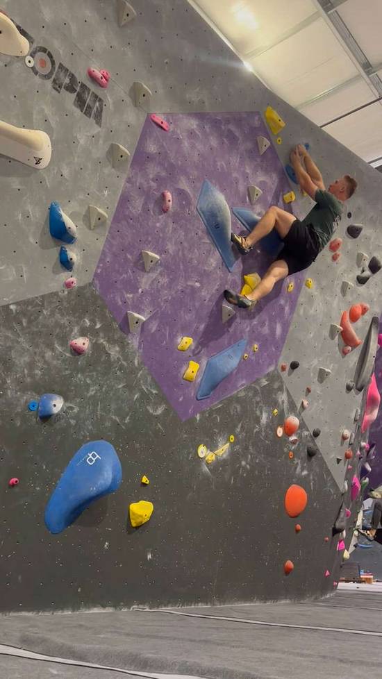 Blue v5, DYNO Detroit - Beta Video from chrusheyMcsendy