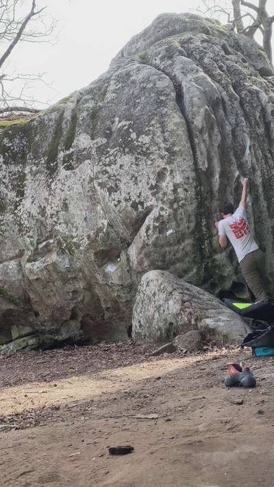 Spineless v6, Hospital Boulders - Beta Video from jo.burn206