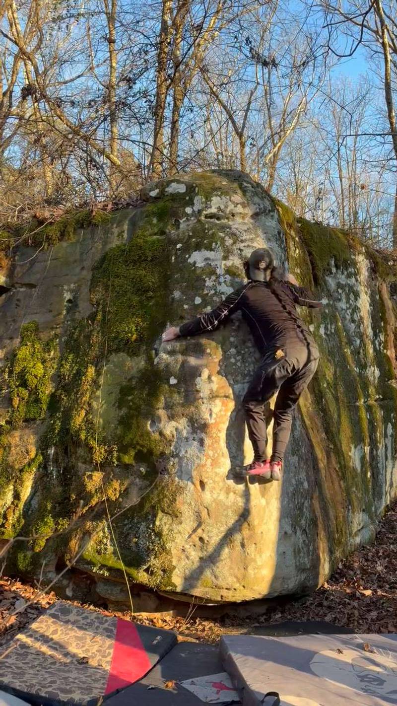 Bubble Bath Arete v3, The Citadel - Beta Video from FallingSolo