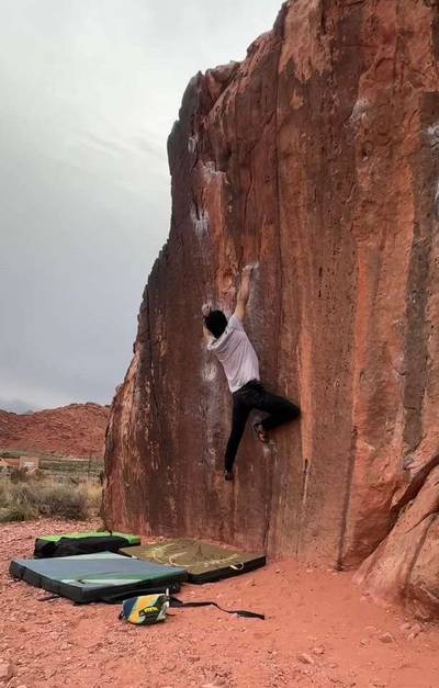 Pearl Necklace v6, Red Rock - Beta Video from Bats