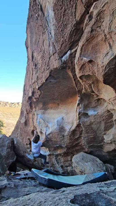 The Bathtub v9, Hueco Tanks - Beta Video from thegnarwall