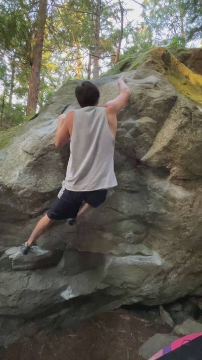 Sloppy Poppy v4, Squamish - Beta Video from mattfischerclimbs