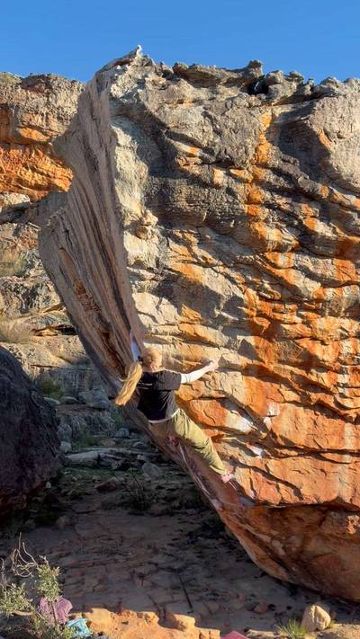 Cedar Spine v8, Rocklands - Beta Video from rocksturnmeon
