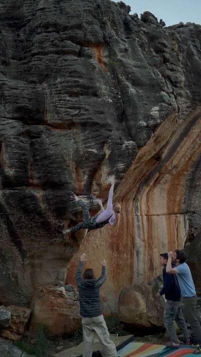 Broadside arête v7, Rocklands - Beta Video from rocksturnmeon