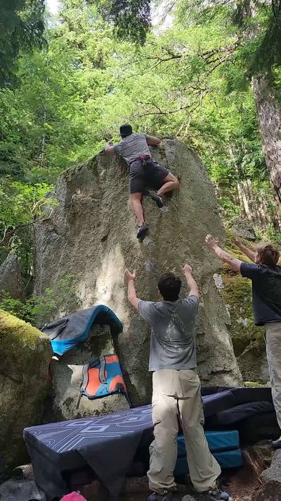 Child Abuse v4, Squamish - Beta Video from CarsonClimbs
