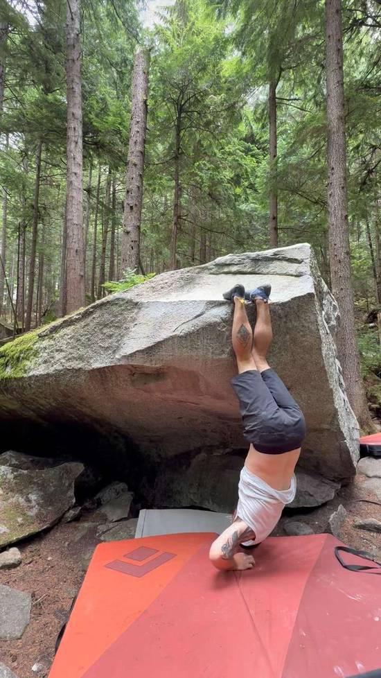 Shade Mantis v7, Squamish - Beta Video from plumbis