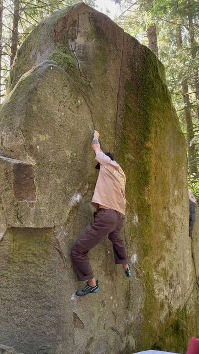 Face Crack v5, Index - Beta Video from climb_ryan