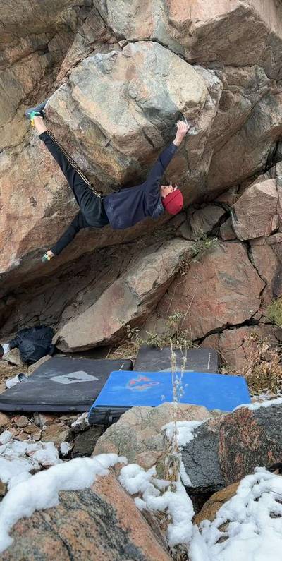 Man of Blood v10, Clear Creek Canyon - Beta Video from cmclimbs