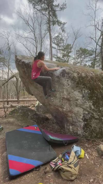 Dead Head v5, Hospital Boulders - Beta Video from jhr