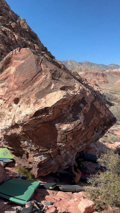 Turtle on a Half Shell v5, Red Rock - Beta Video from cc.climbs.rocks