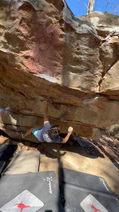 Raccoon Eyes v4, Hospital Boulders - Beta Video from Joshua_Loves_Slab