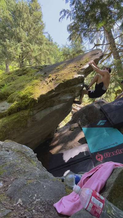 Tai Fighter v4, Squamish - Beta Video from mattfischerclimbs
