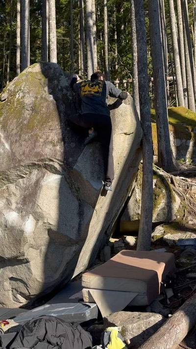 So It Seams v2, Gold Bar - Beta Video from climb_ryan