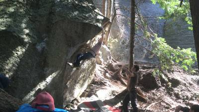Liquid Gold v4, Squamish - Beta Video from awclimbe86