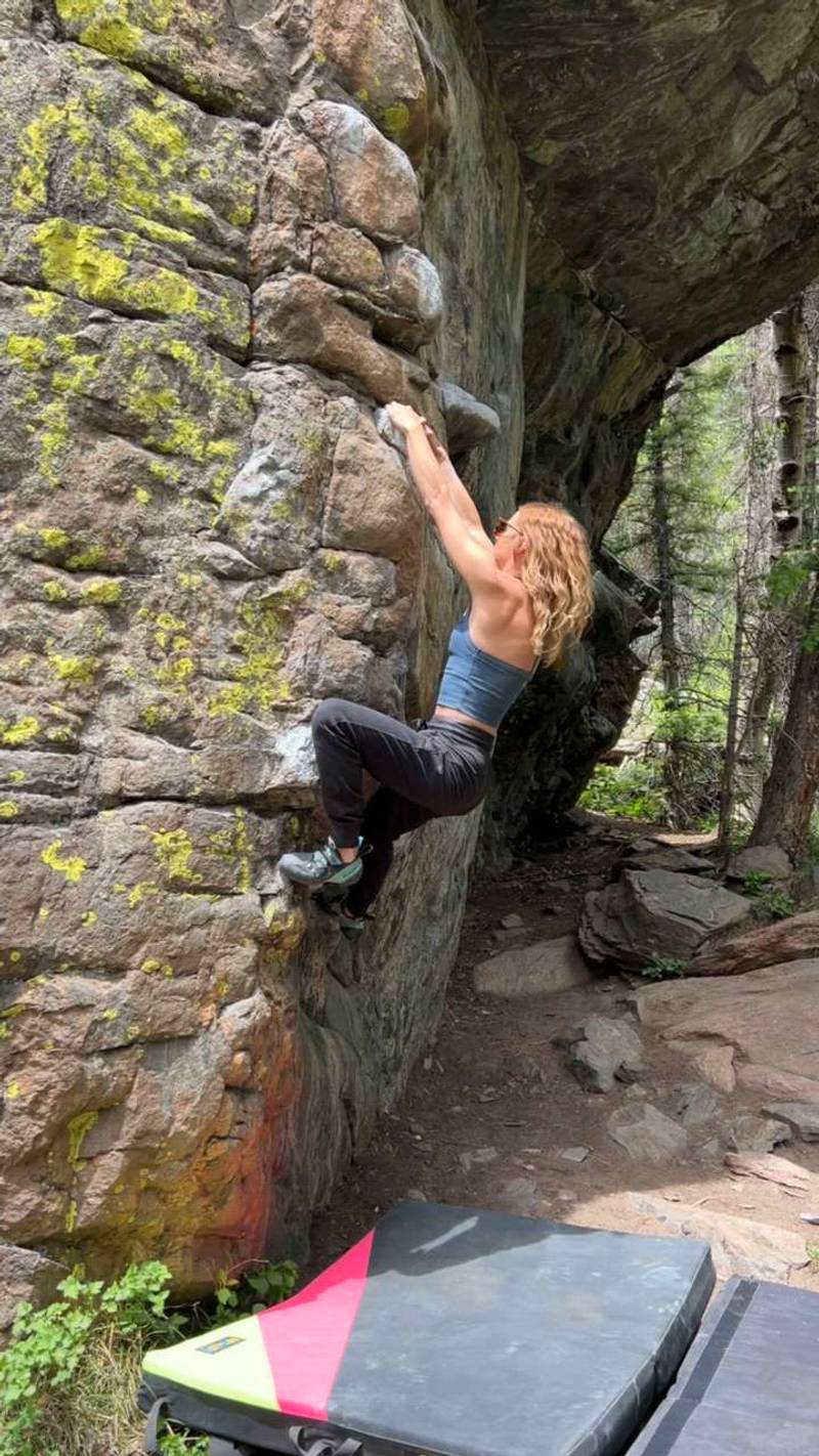 Rounder v1, Rocky Mountain National Park - Beta Video from climbingchelchel