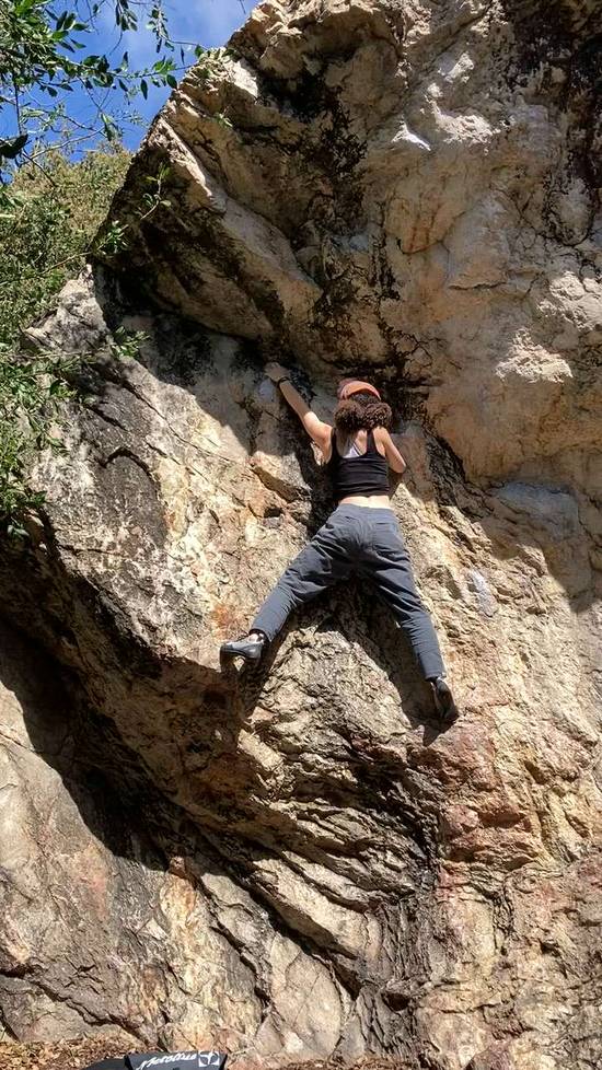 Left Pit Overhang v2, Berkeley - Beta Video from syd.climb