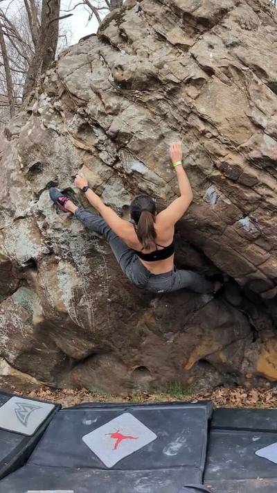 Glory Hole v3, Horseshoe Canyon Ranch - Beta Video from heelsoverhead