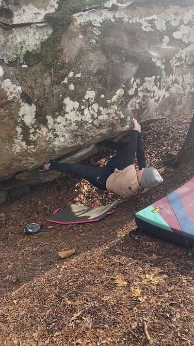 Frosted Flake v5, Hospital Boulders - Beta Video from madelonmachen