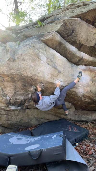 Little Bag of Pinches v6, New River Gorge - Beta Video from EmilyRothrock