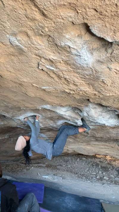 Baby Martini v6, Hueco Tanks - Beta Video from Laladventures