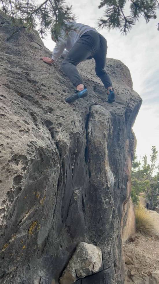 Static Cling v0, Joe's Valley - Beta Video from mylesclimbs