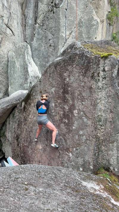 Crimpin' Ain't Easy v11, Squamish - Beta Video from Sydneyrinanna