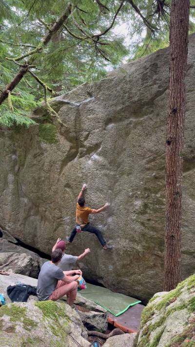 The Drowning Grip v11, Squamish - Beta Video from DannyClimbs7