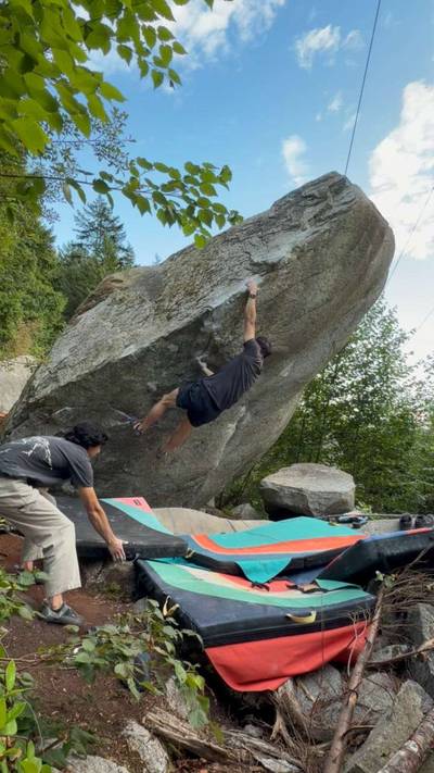 Ivory Corner v10, Squamish - Beta Video from pbbyeung