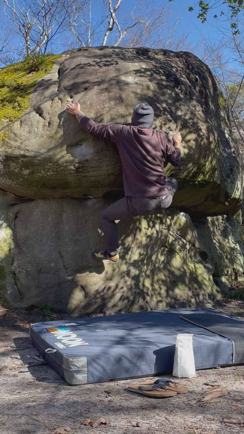 Le cul de souris v4, Fontainebleau - Beta Video from pangtastic