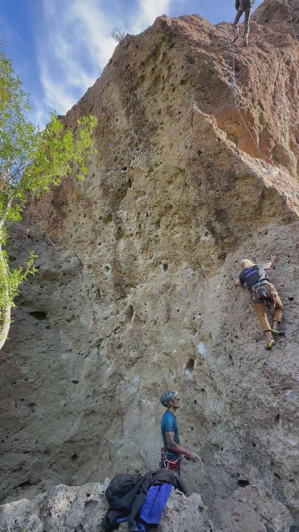 Cig-arete 5.11b, Malibu - Beta Video from editbeats