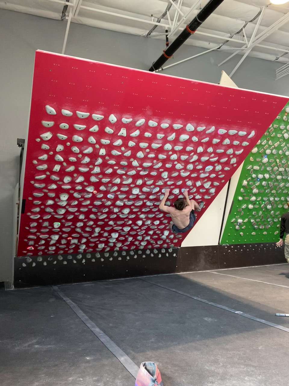 Daim v11 @55 degrees v11 - Kilter Board (Original) Bouldering - Watch ...