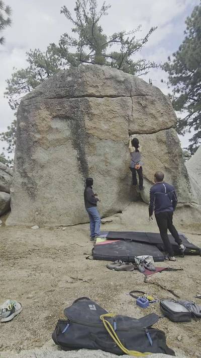 Pink Crack v3, Black Mountain - Beta Video from Anishfishsquish