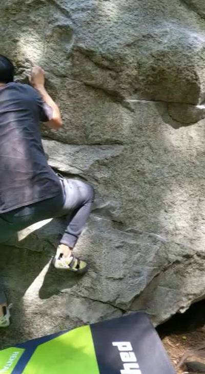 Shade Dyke v0, Squamish - Beta Video from ShiftRR